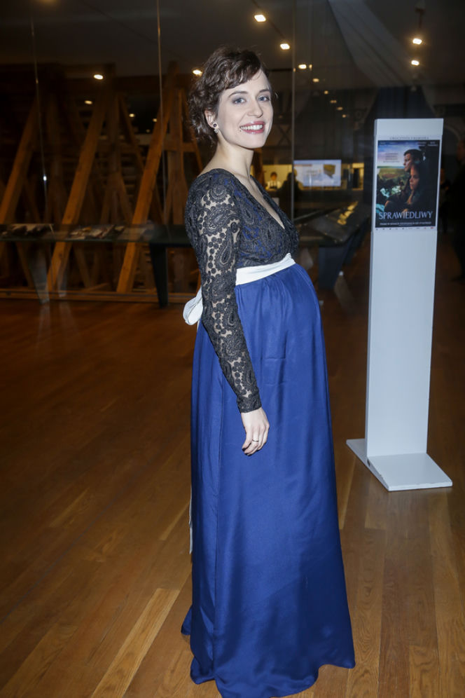 Aleksandra Hamkało w ciąży na premierze filmu Sprawiedliwy