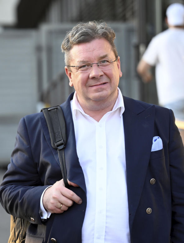 Kaczyński zwołał ważne posiedzenie PiS. Politycy już zjeżdżają na Nowogrodzką
