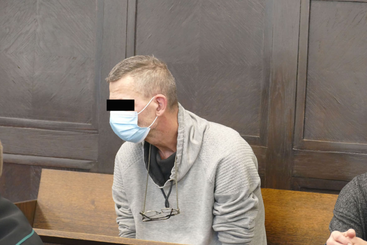Pan Artur z Łodzi cudem uszedł z życiem po ataku psów