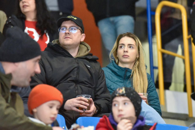 KH Energa Toruń - Unia Oświęcim 4:1, zdjęcia kibiców i zawodników z meczu nr 6