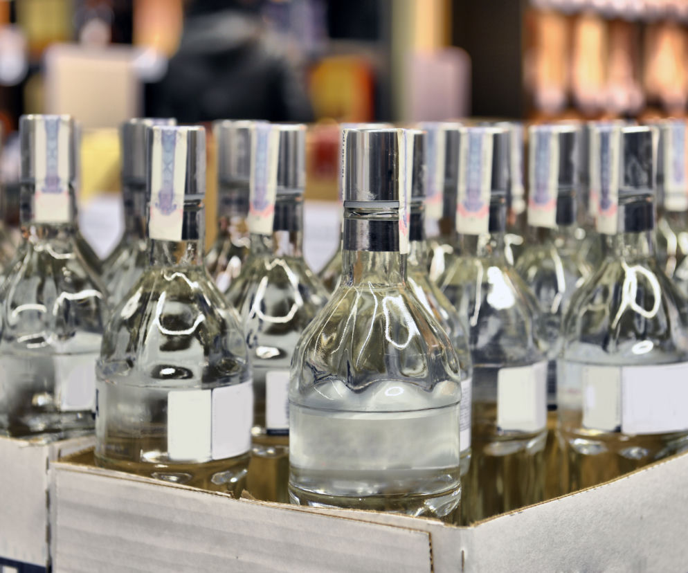Pakiet przewozowy. Ważne zmiany dla przewoźników alkoholu, tytoniu i paliw