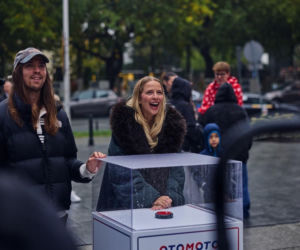OTOMOTO zabrało Warszawę do świata motoryzacyjnych przeżyć pokazując, że wymarzone auto zaczyna się od emocji