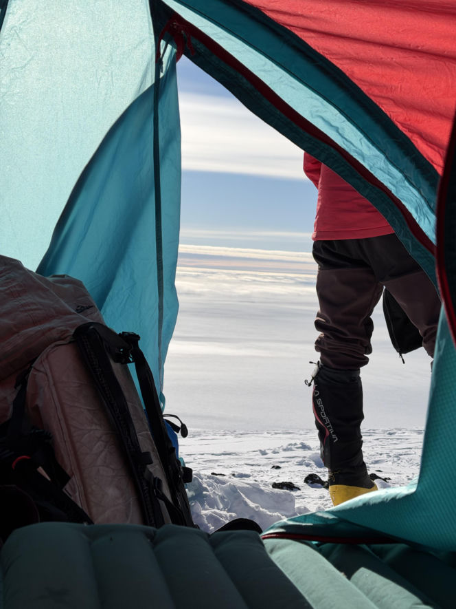 Siedlczanin Kryspin Mitura ukończył Koronę Ziemi oraz Koronę Wulkanów Ziemi w rozszerzonym wariancie „Double Seven Summits”!