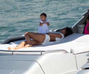 Kylie Jenner z córką, Stormi Webster na jachcie