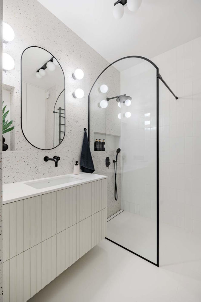 Wnętrze inspirowane Kolorem Roku Pantone 2026 Cloud Dancer