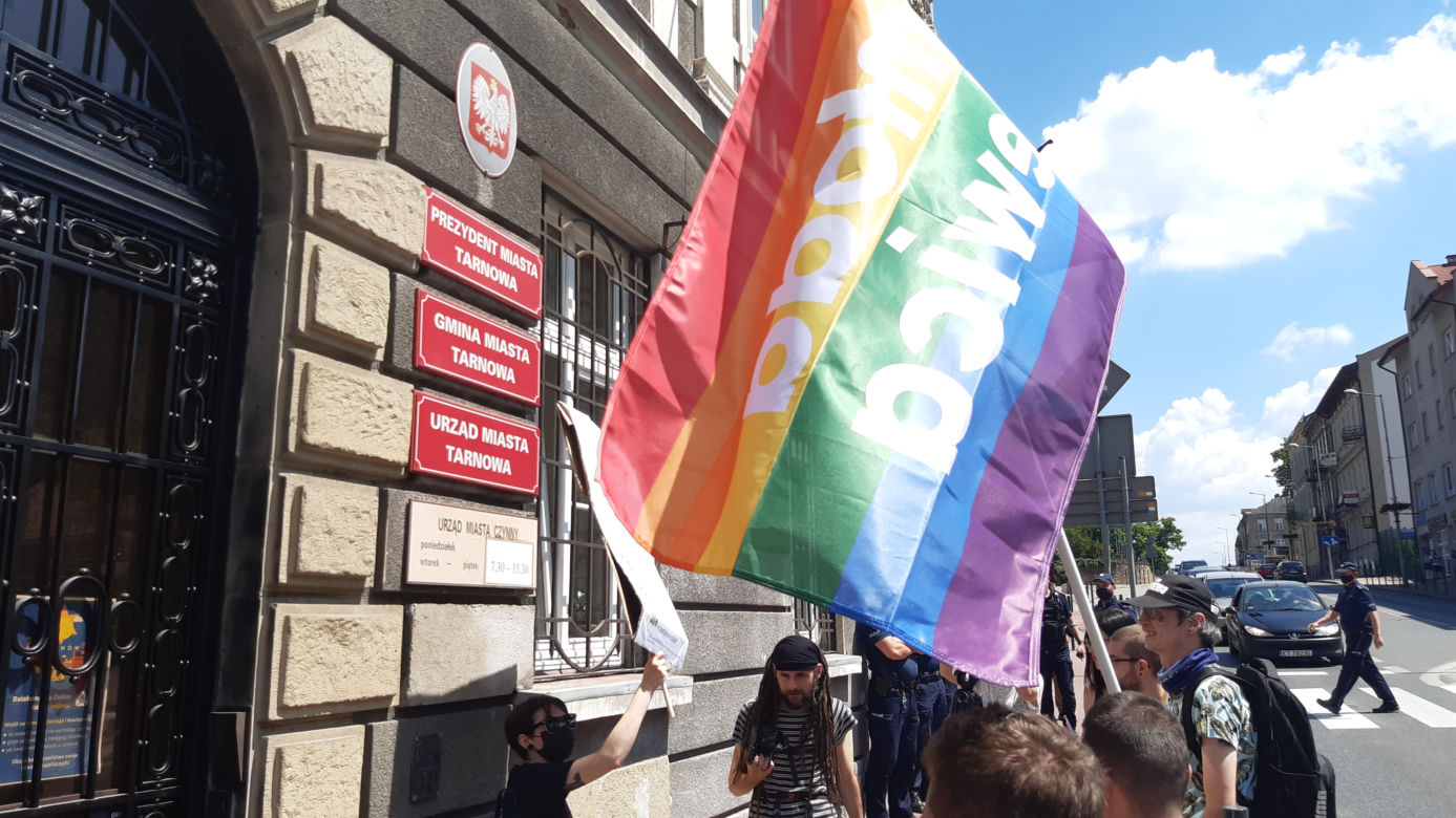 Petycja ws. „indoktrynacji ideologią LGBT”