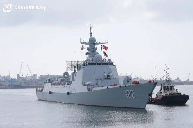 Elementy chińskiej grupy zadaniowej w cieśn. Ormuz