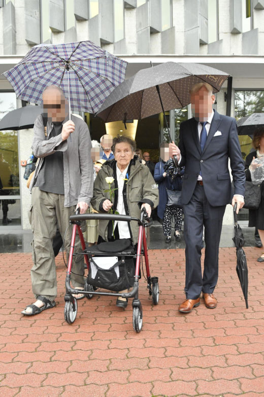 Tłumy warszawiaków żegnają "Paulinkę" z Powstania. Pogrzeb Anny Jakubowskiej