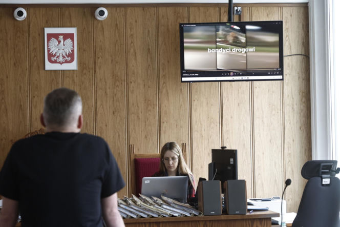„Zamówili dwie butelki wódki i lemoniadę”. Kelner ujawnia, co działo się przed tragedią na Trasie Łazienkowskiej
