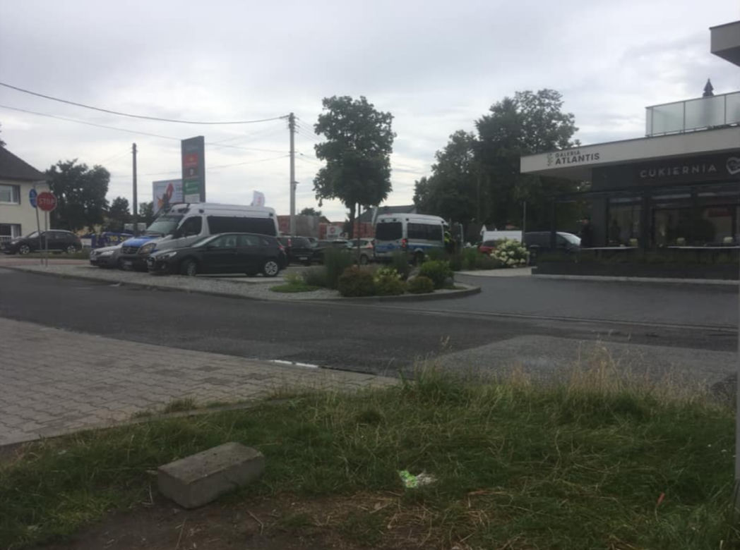 Opole, Czarnowąsy. Obława policji po napadzie na bank