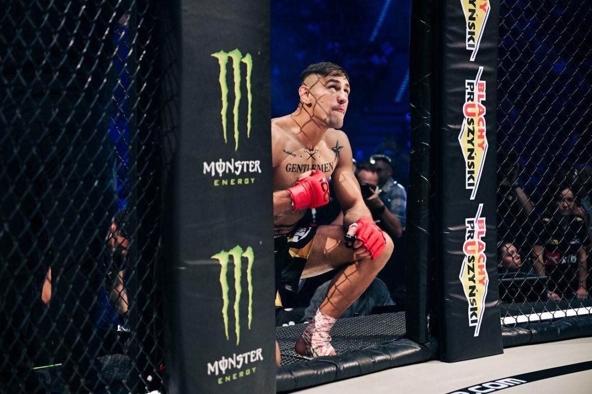 KSW 105 z Monster Energy