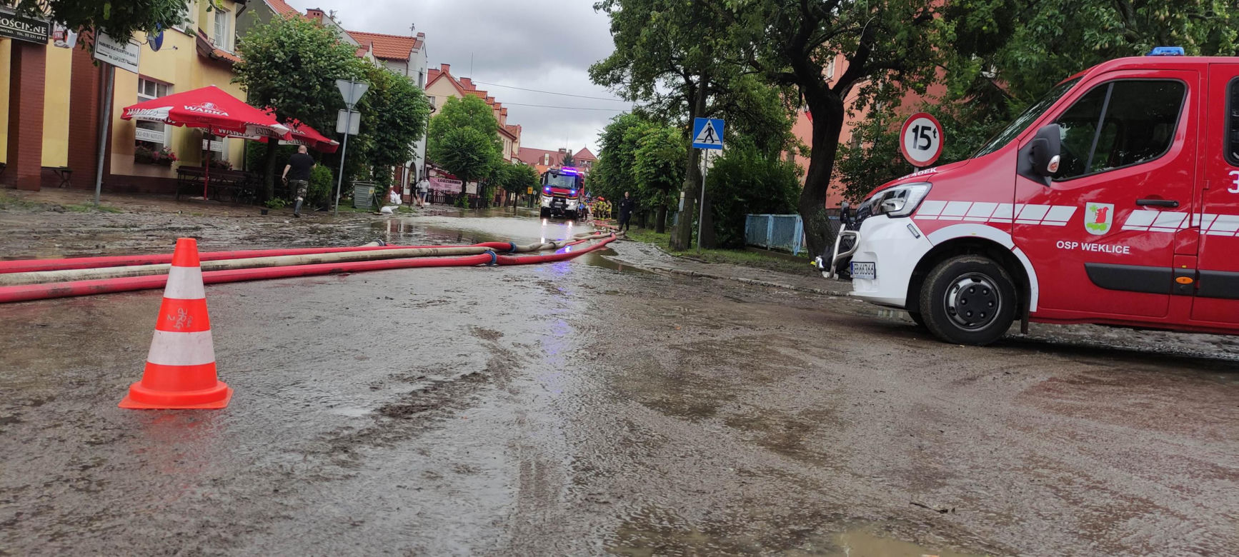 Elbląg i Tolkmicko walczą z żywiołem z wodą