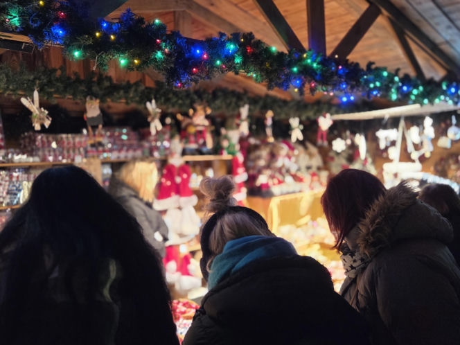 Miasto rozbłysło świąteczną magią! Tłumy na wielkim otwarciu Bydgoskiego Jarmarku Świątecznego