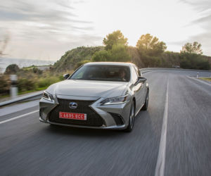 Lexus ES 300h F Sport 