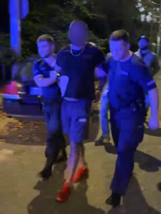 Akcja w Zielonce. Policja oddała liczne strzały. Trzech zatrzymanych