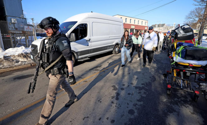 Rodzinna masakra na lodowisku! Dwie ofiary, troje rannych