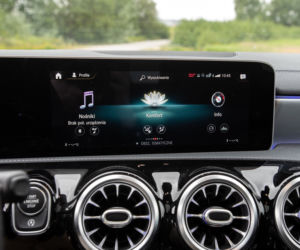 Mercedes-Benz CLA 220 4MATIC 7G-DCT