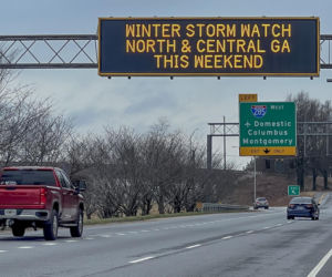 Chaos pogodowy w USA. Śnieżyce, setki odwołanych lotów i stan wyjątkowy