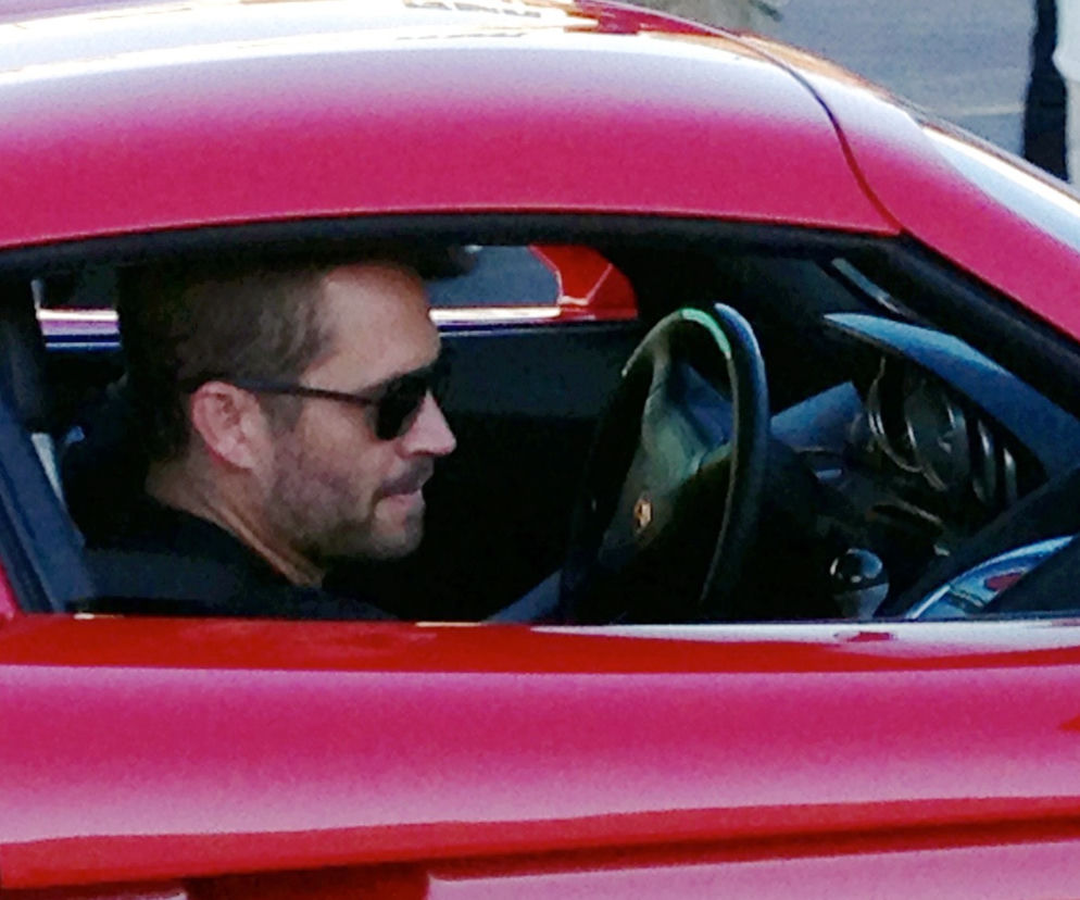 Paul Walker / ostatnie zdjęcie przed wypadkiem w Porsche Carrera GT