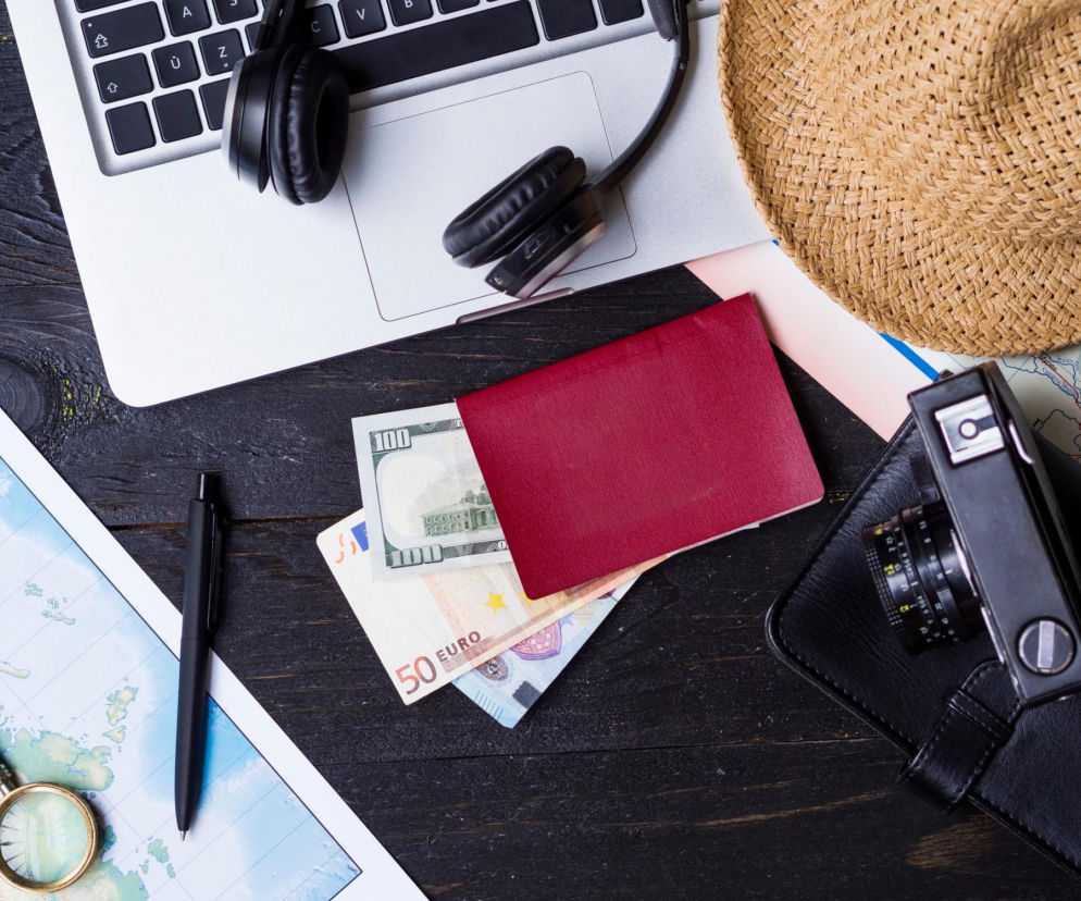 Na co oszczędzają Polacy? Czas wolny i podróże ważniejsze, niż dobra materialne