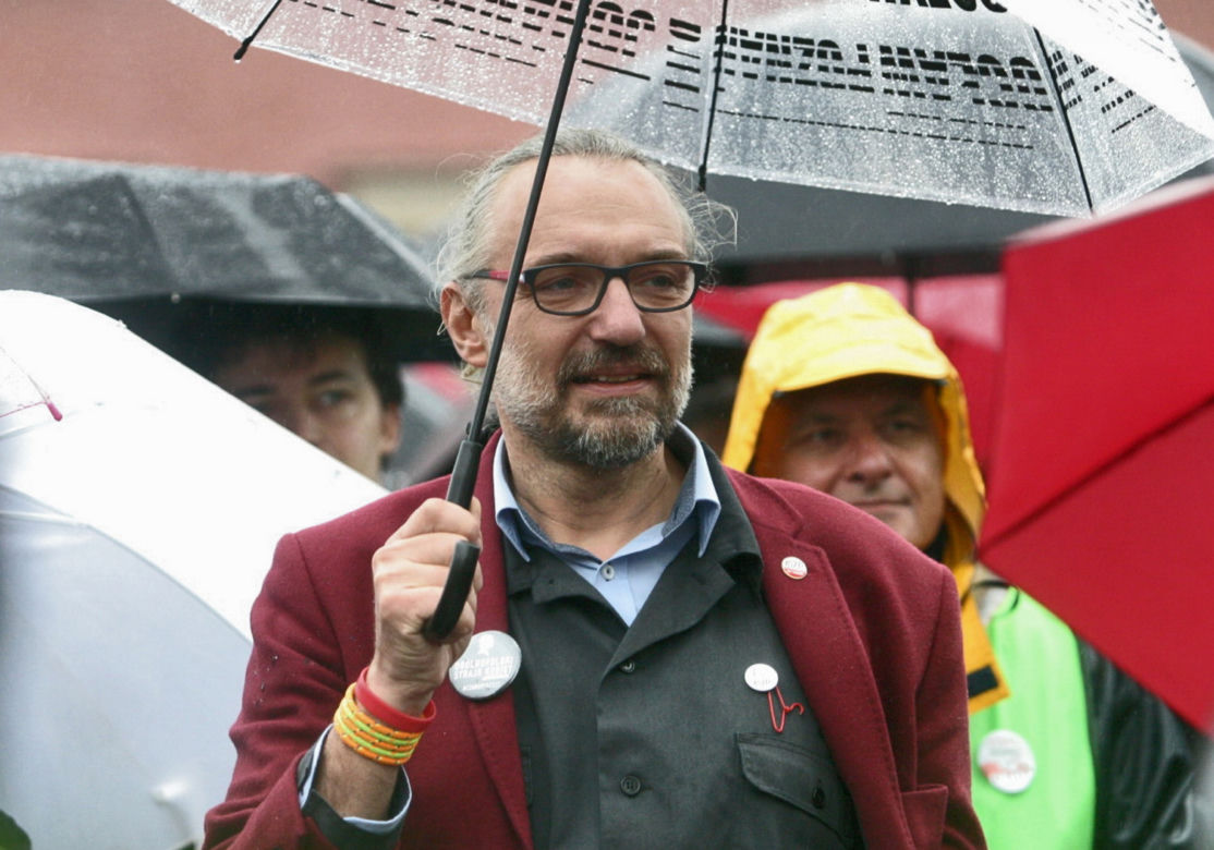 Co stało się z Mateuszem Kijowskim? Ciężko go rozpoznać, nie przypomina siebie