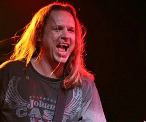 Wokalista Terry Glaze wspomina występowanie w  Panterze. Zachęcam każdego, aby wrócił do tych nagrań 