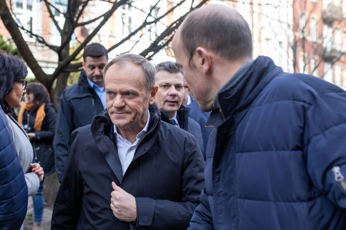 Donald Tusk w Bytomiu. Incydent zakłócił wystąpienie lidera PO
