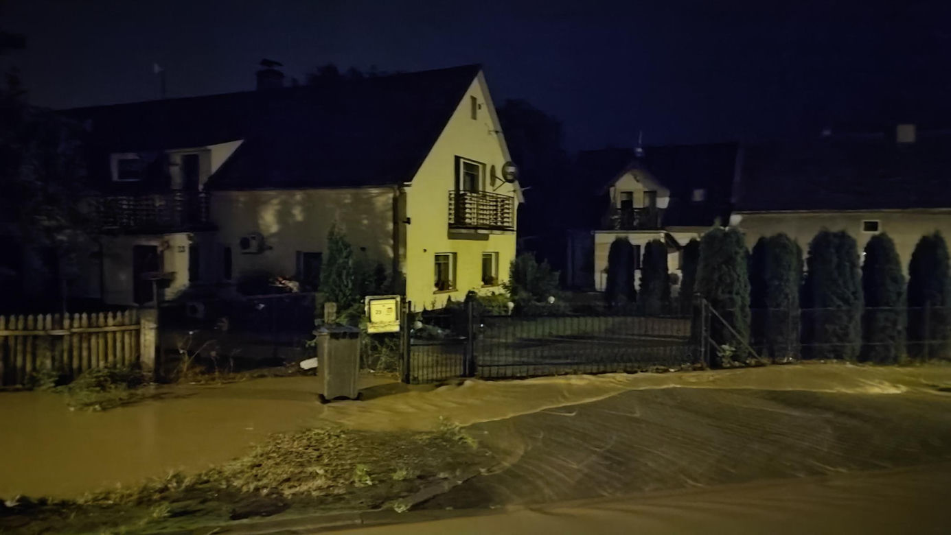 Zalana miejscowość Konradów koło Nysy