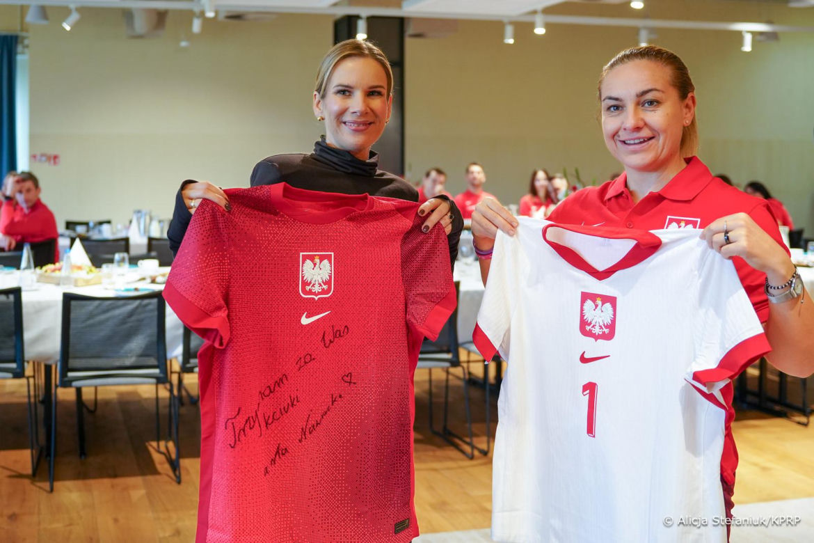 Marta Nawrocka na kadrze kobiet