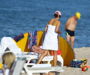 Anna Czartoryska-Niemczycka na plaży