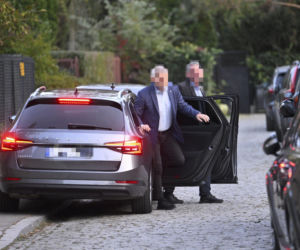 Jarosław Kaczyński w swoim domu na warszawskim Żoliborzu