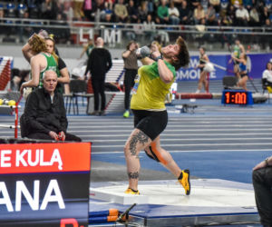 Halowe mistrzostwa Polski w Kujawsko-Pomorskiej Arenie Toruń. Zdjęcia kibiców i zawodników