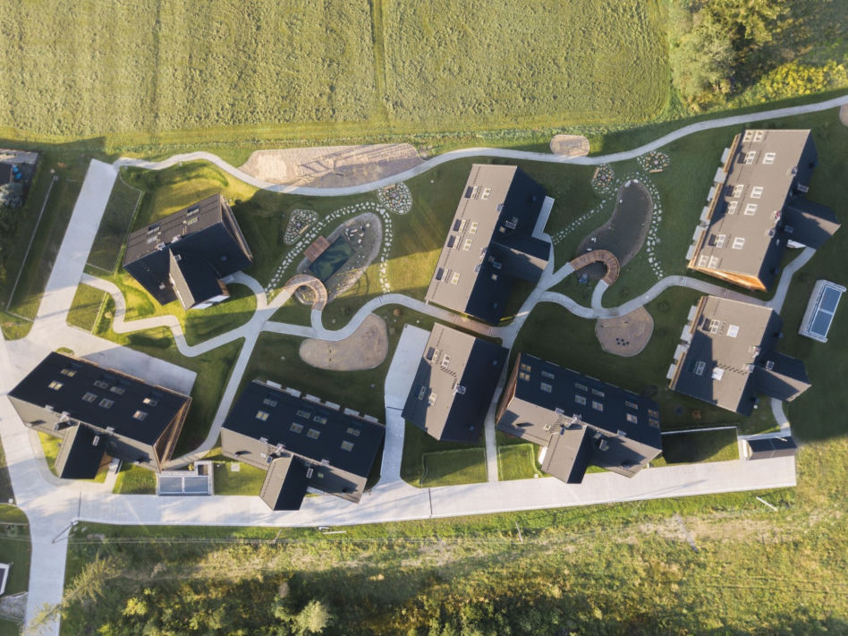 Z widokiem na Tatry. Nowy zespół wypoczynkowy w Kościelisku projektu INDO Architekci