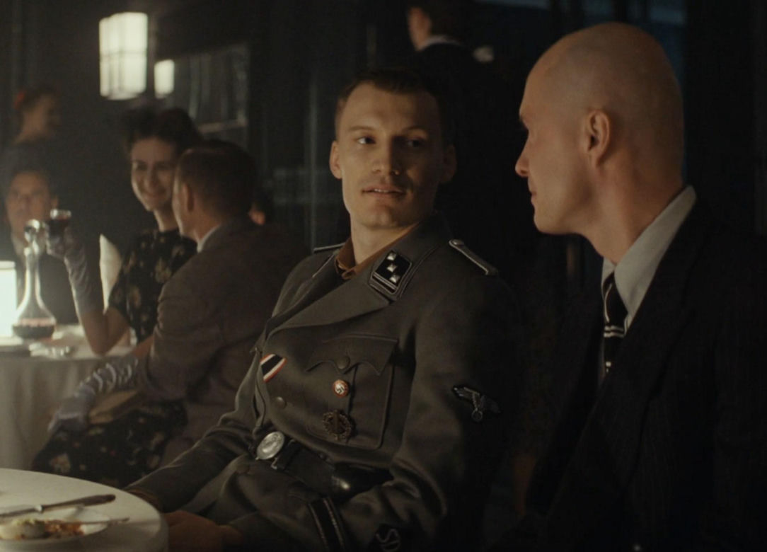 Zatoka szpiegów 2, odcinek 2: Herman Wulf (Mateusz Nędza), Heinrich Engel (Michał Balicki)