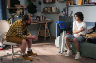 Barwy szczęścia, odc. 3296. Borys (Jakub Wieczorek), Romeo (Jacek Tyszkiewicz)