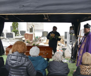 Polityk Polski 2050 pochował syna. „Przyszedłeś do mnie we śnie uśmiechnięty, radosny”