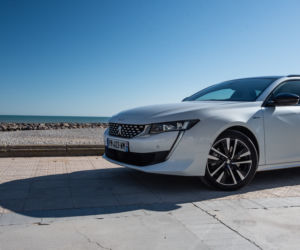 Peugeot 508 Hybrid i Peugeot 3008 Hybrid4