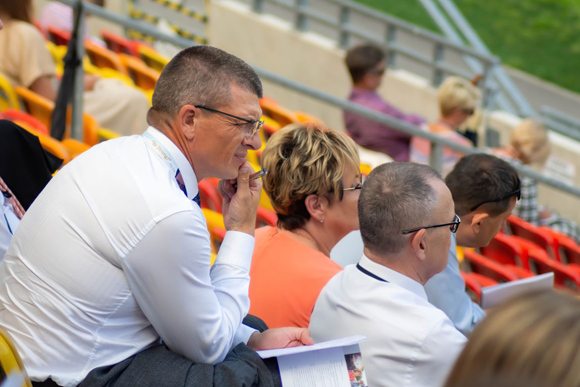 Białystok. Kongres Świadków Jehowy zgromadził tłumy na Stadionie Miejskim