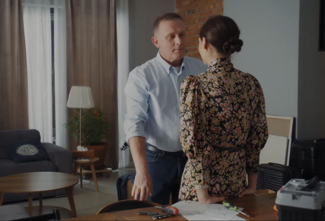 M jak miłość. Joanna (Dominika Sakowicz), Artur Rogowski (Robert Moskwa)