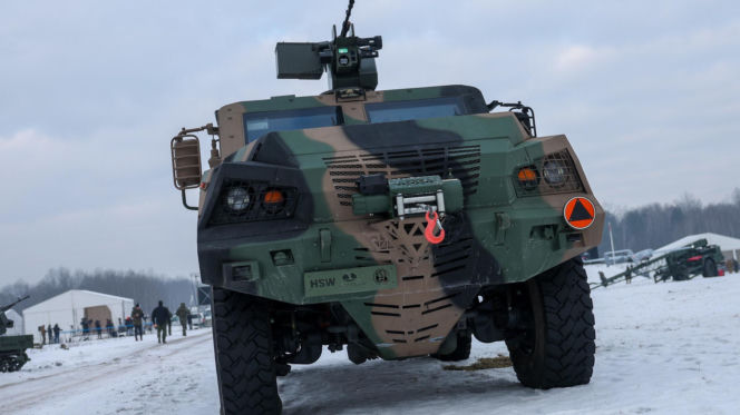 „Potwór z Tarnowa” i roje dronów. Rząd przygląda się przyszłości polskiej armii w Zielonce