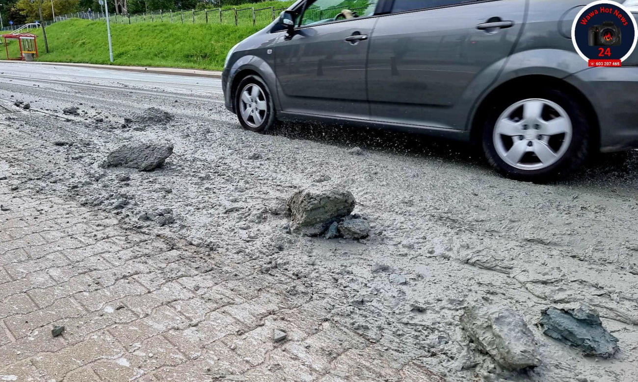 Tony betonu rozlały się na asfalt w Warszawie. Kierowca betoniarki zwiał! 
