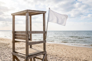 Sinice Łazy. Czy w Łazach można się kąpać 26.08? Flaga, warunki pogodowe
