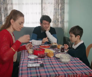 Panna młoda, odcinek 21: powrót Beyzy do rezydencji oznacza początek cynicznej gry wymierzonej w Hancer