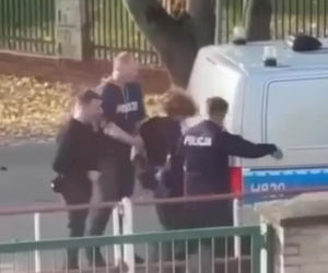 Kolejny koszmar w szkole. 15-latek miał przy sobie trzy noże! Zaatakował dyrektora, jedna osoba nie żyje