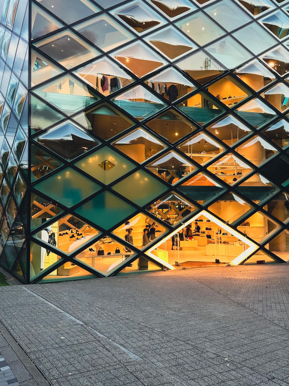 178 Prada Aoyama