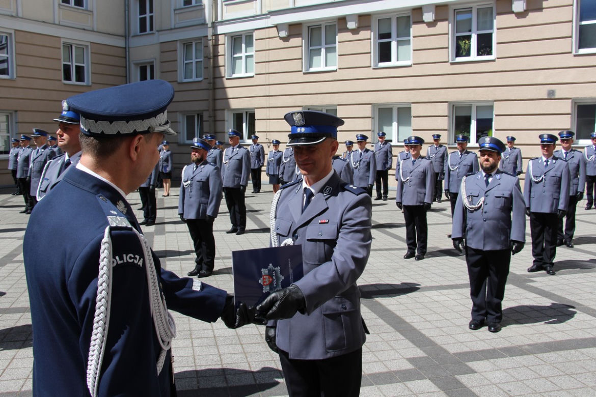 Nowi oficerowie w szeregach wielkopolskiej Policji
