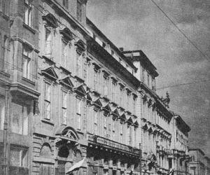 Tych miejsc już nie zobaczycie! Oto kultowe kawiarnie przedwojennej Warszawy [GALERIA]