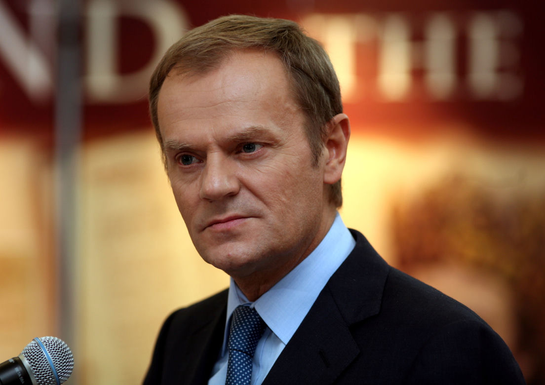 Tak polityka zmieniła Donalda Tuska. Wszystko widać na jego twarzy i głowie!