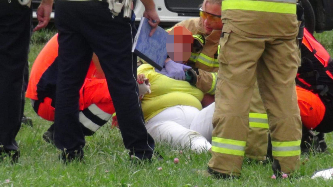 Tragedia w Warszawie. Tramwaj przytrzasnął 4-letniego chłopca i ciągnął po torowisku. Dziecko nie żyje, jego babcia zemdlała