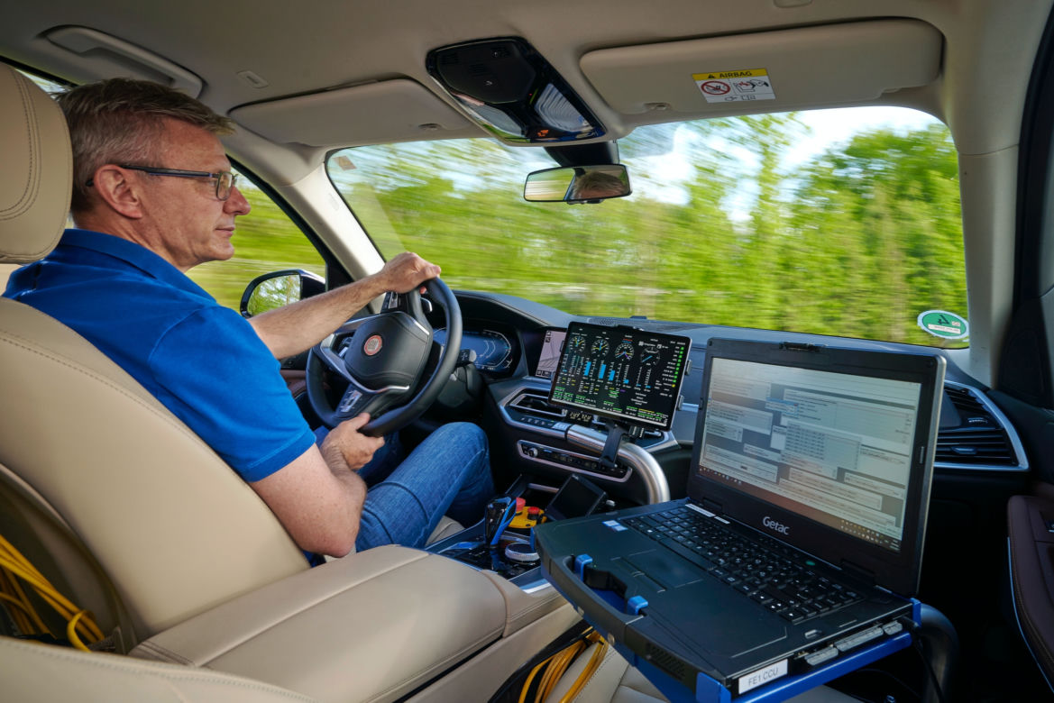 BMW i Hydrogen NEXT